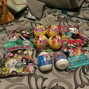 LoL surprise packs plus extras